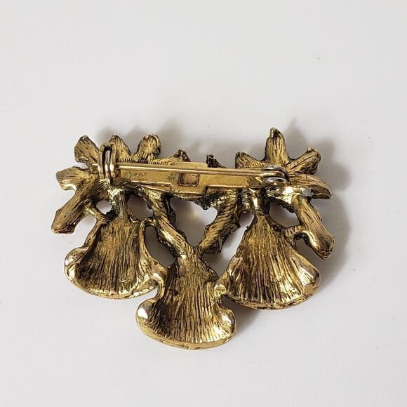Vintage Christmas Holiday Bells Embellished Pin Brooch - Picture 4 of 5